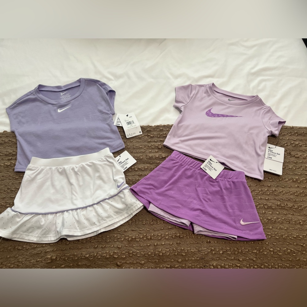Nike Lavender and lilac matching sets bundle of two size 24 mo
